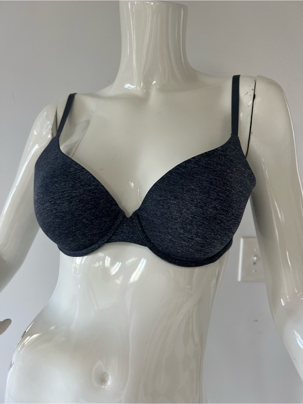 Victoria Secret Push Up Women’s Bra ,underwire Everyday T-Shirt Bra C34 - Picture 3 of 8
